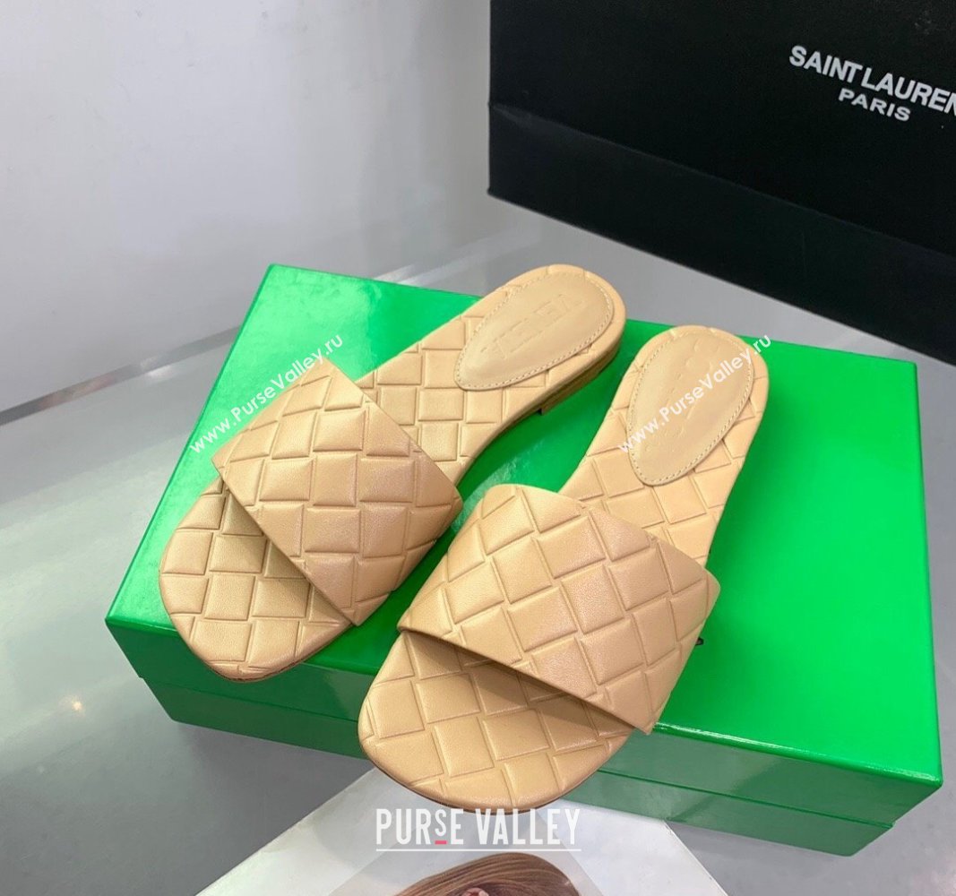 Bottega Veneta Amy Flat Slide Sandals in Lambskin Beige 2024 0430 (KER-240430159)