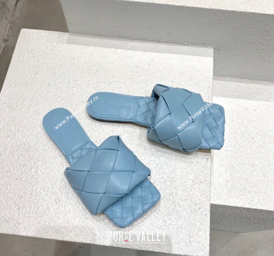 Bottega Veneta Lido Flat Slide Sandals in Intrecciato Leather Light Blue 2024 0430 (MD-240430203)