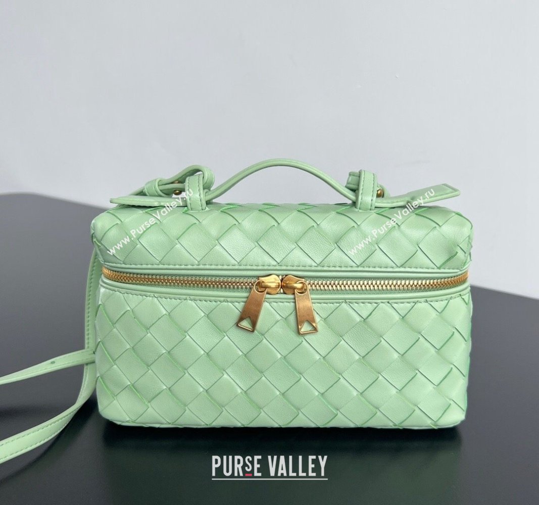 Bottega Veneta Bang Bang Vanity Case in Intrecciato Leather Fresh mint Green 2024 789109 (WT-240528048)