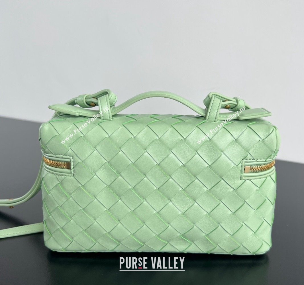 Bottega Veneta Bang Bang Vanity Case in Intrecciato Leather Fresh mint Green 2024 789109 (WT-240528048)