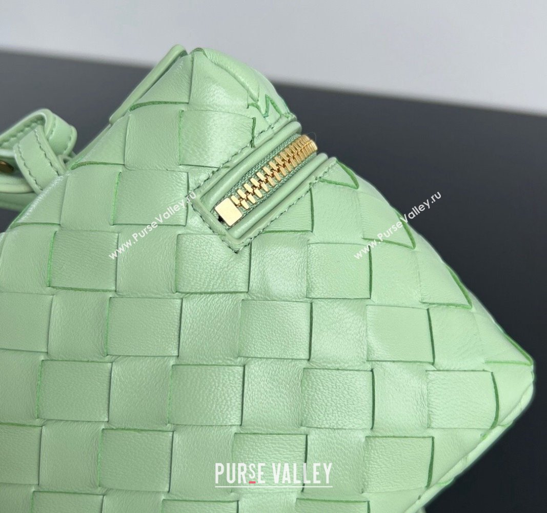 Bottega Veneta Bang Bang Vanity Case in Intrecciato Leather Fresh mint Green 2024 789109 (WT-240528048)