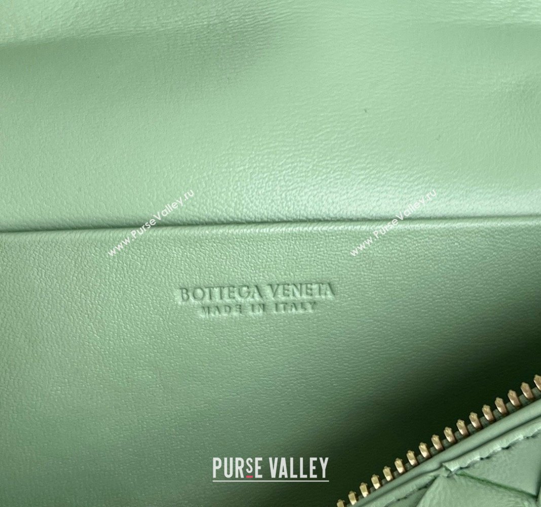 Bottega Veneta Bang Bang Vanity Case in Intrecciato Leather Fresh mint Green 2024 789109 (WT-240528048)