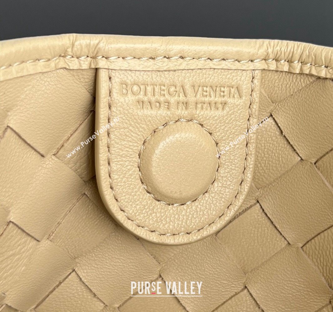 Bottega Veneta Sardine Top handle Bag With Chain Intrecciato Leather 776768 Porridge Beige 2024 (WT-240528063)