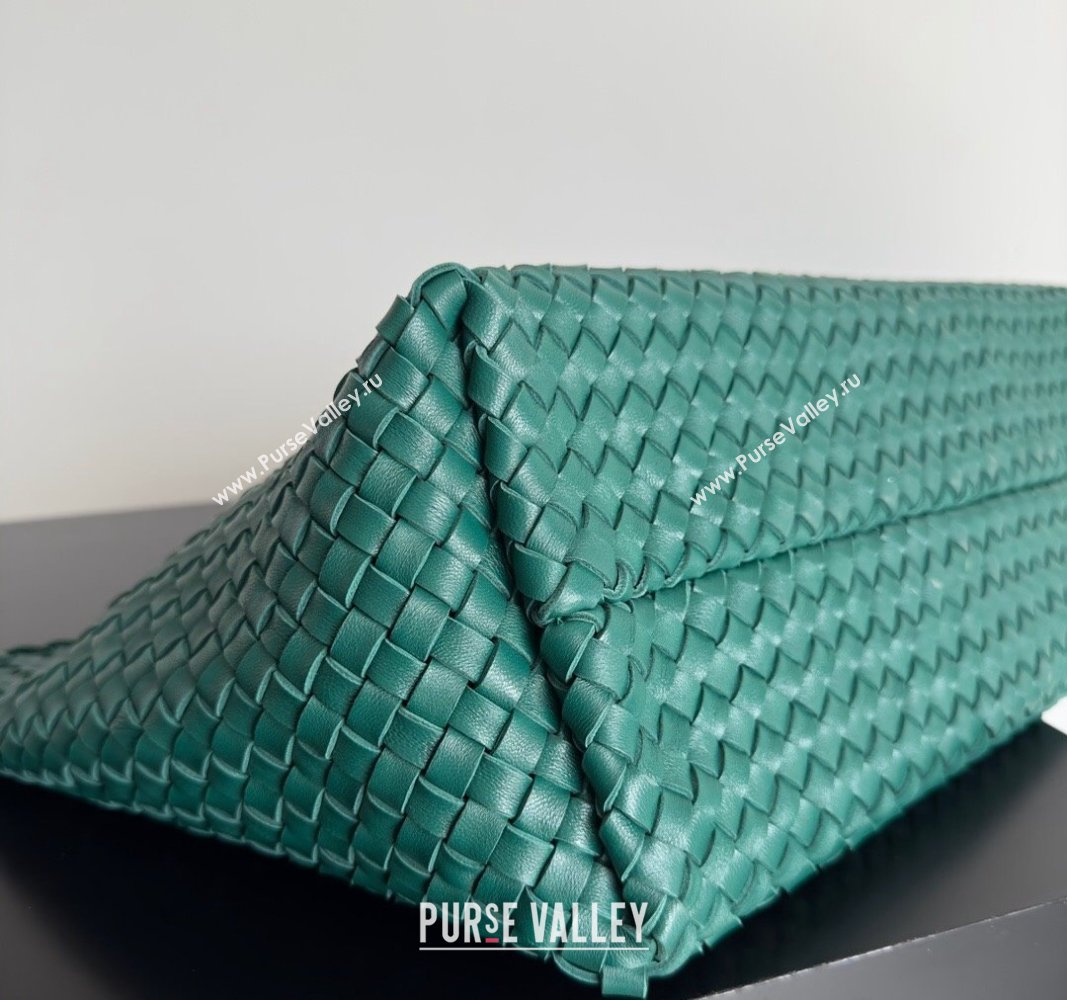 Bottega Veneta Large Cabat Tote Bag in Intreccio Leather Green 2 2024 608811 (XY-240528087)