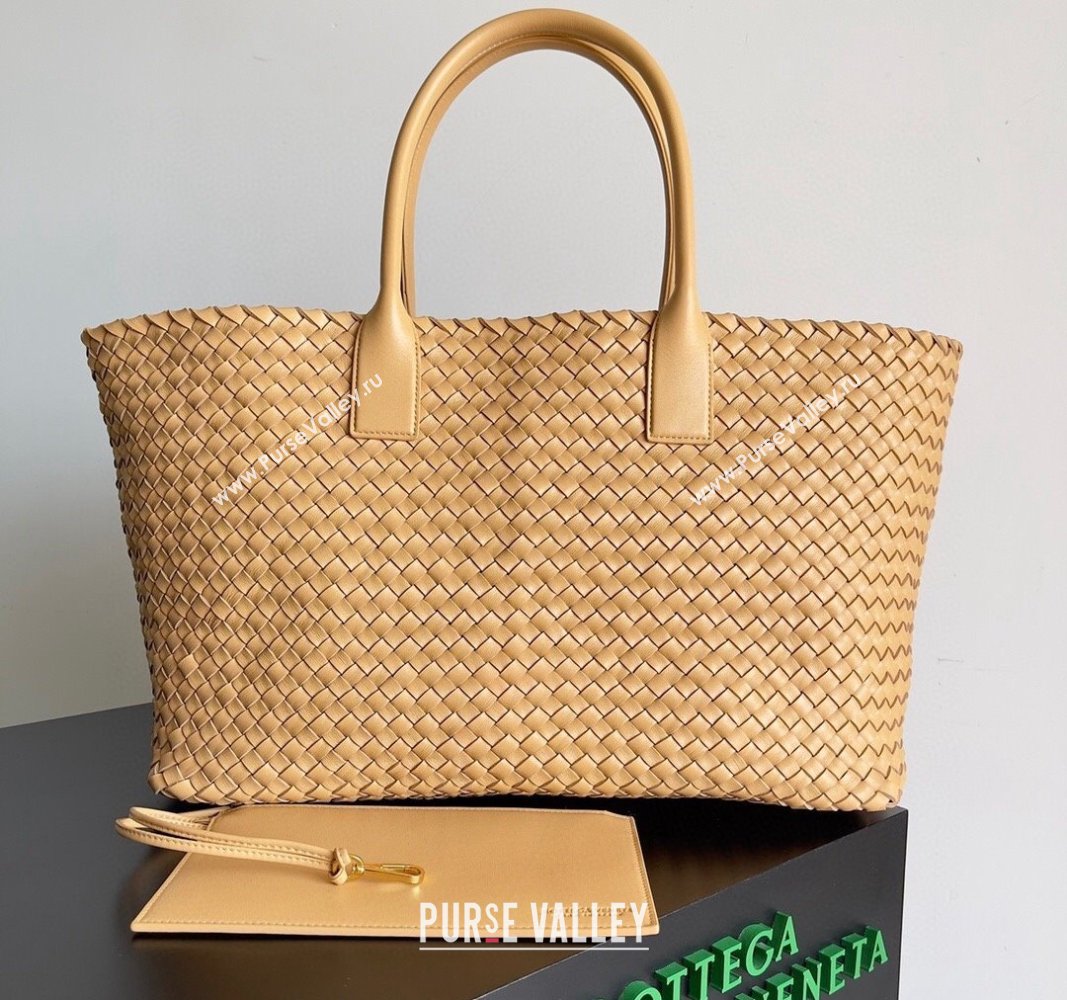 Bottega Veneta Large Cabat Tote Bag in Intreccio Leather Apricot 2 2024 608811 (XY-240528090)