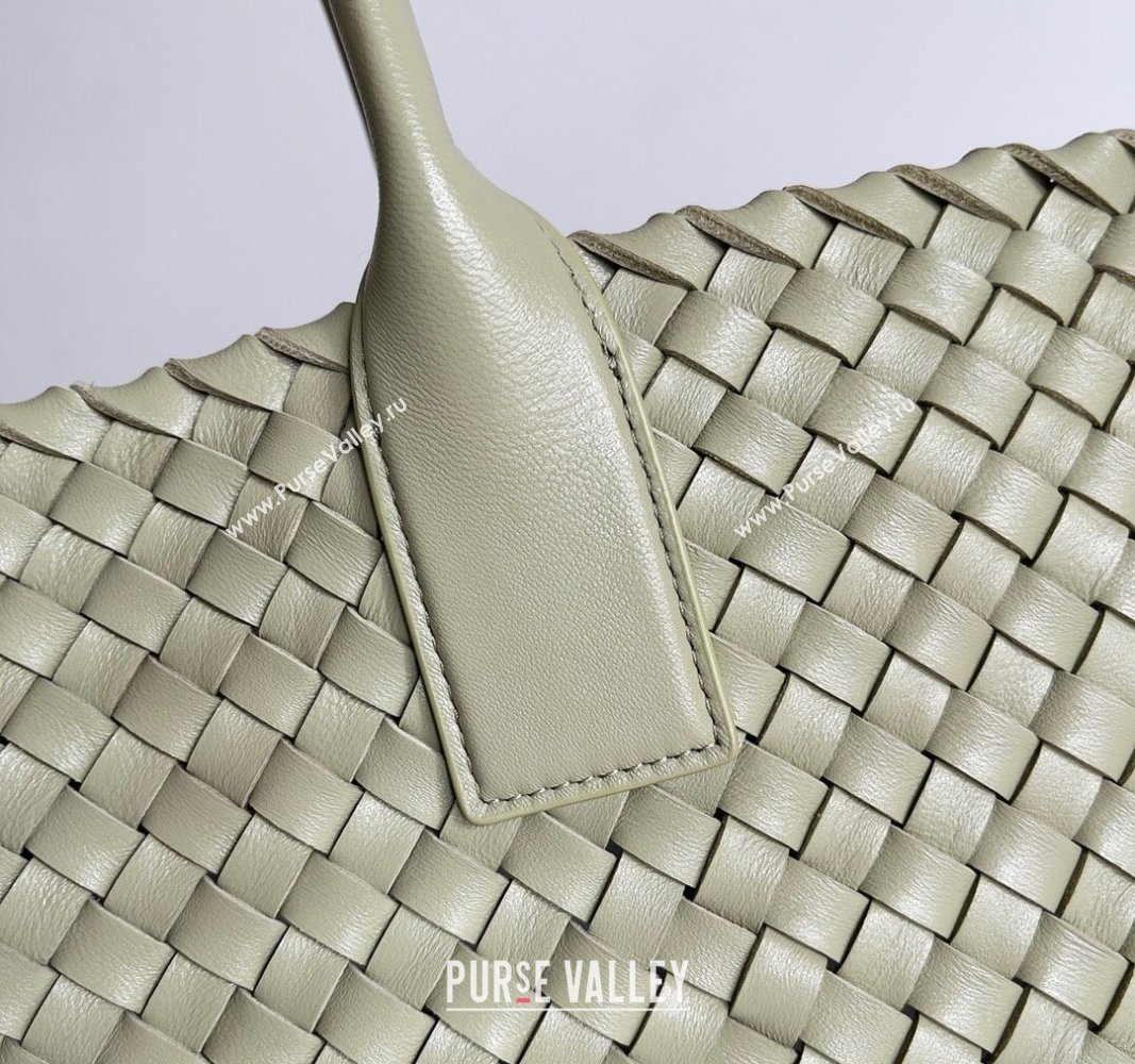 Bottega Veneta Large Cabat Tote Bag in Intreccio Leather Travertine Green 2024 608811 (XY-240528092)