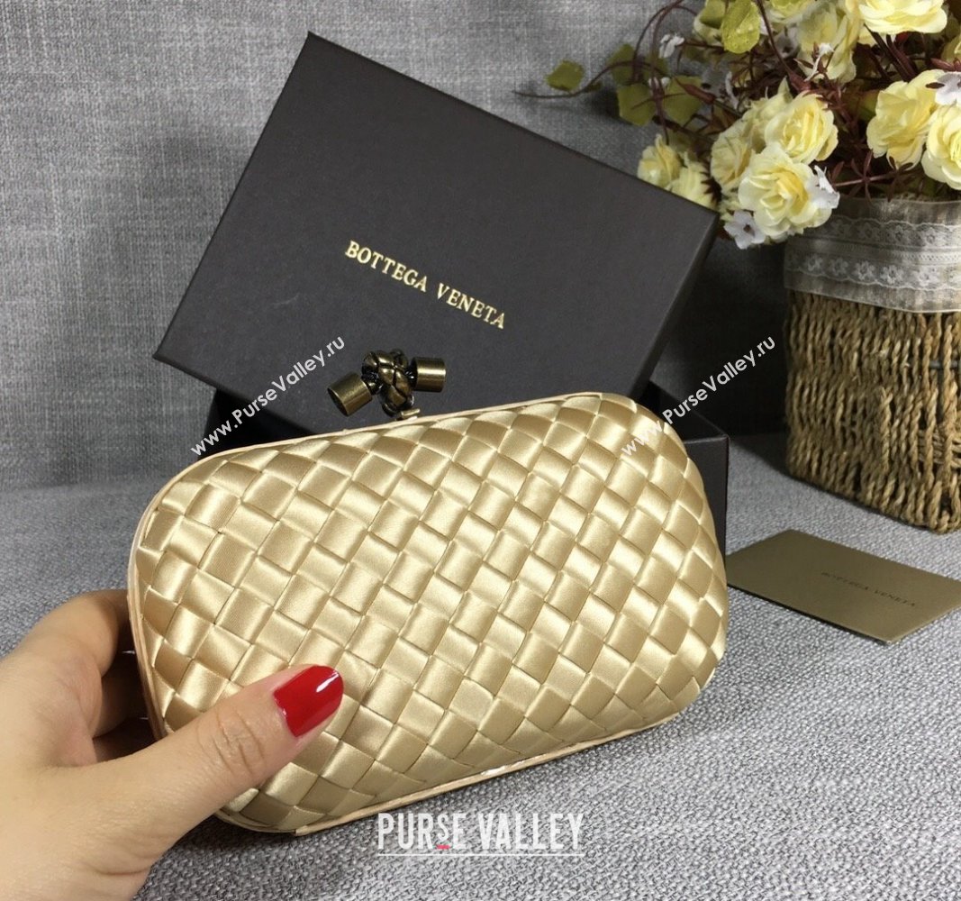 Bottega Veneta Satin Knot Mini Clutch Light Gold 2024 BV8651 (WT-240528010)