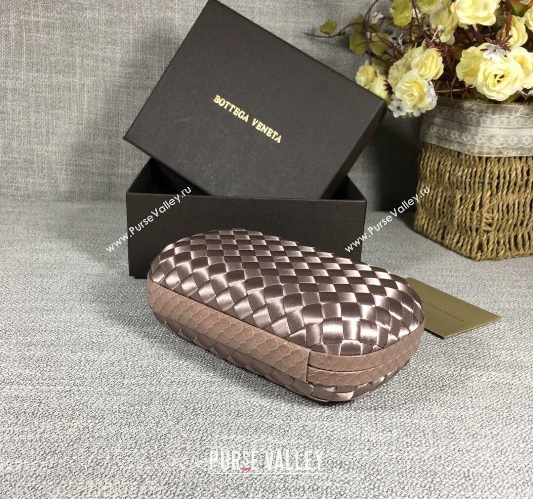 Bottega Veneta Satin Knot Mini Clutch Dusty Beige 2024 BV8651 (WT-240528011)