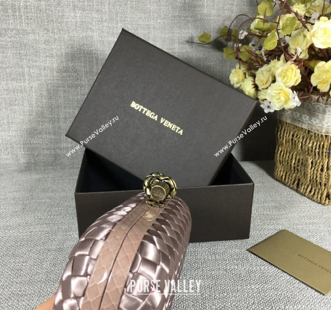 Bottega Veneta Satin Knot Mini Clutch Dusty Beige 2024 BV8651 (WT-240528011)