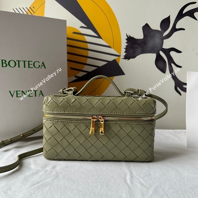 Bottega Veneta Bang Bang Vanity Case in Intrecciato Leather Travertine Green 2024 789109 (WT-240621017)