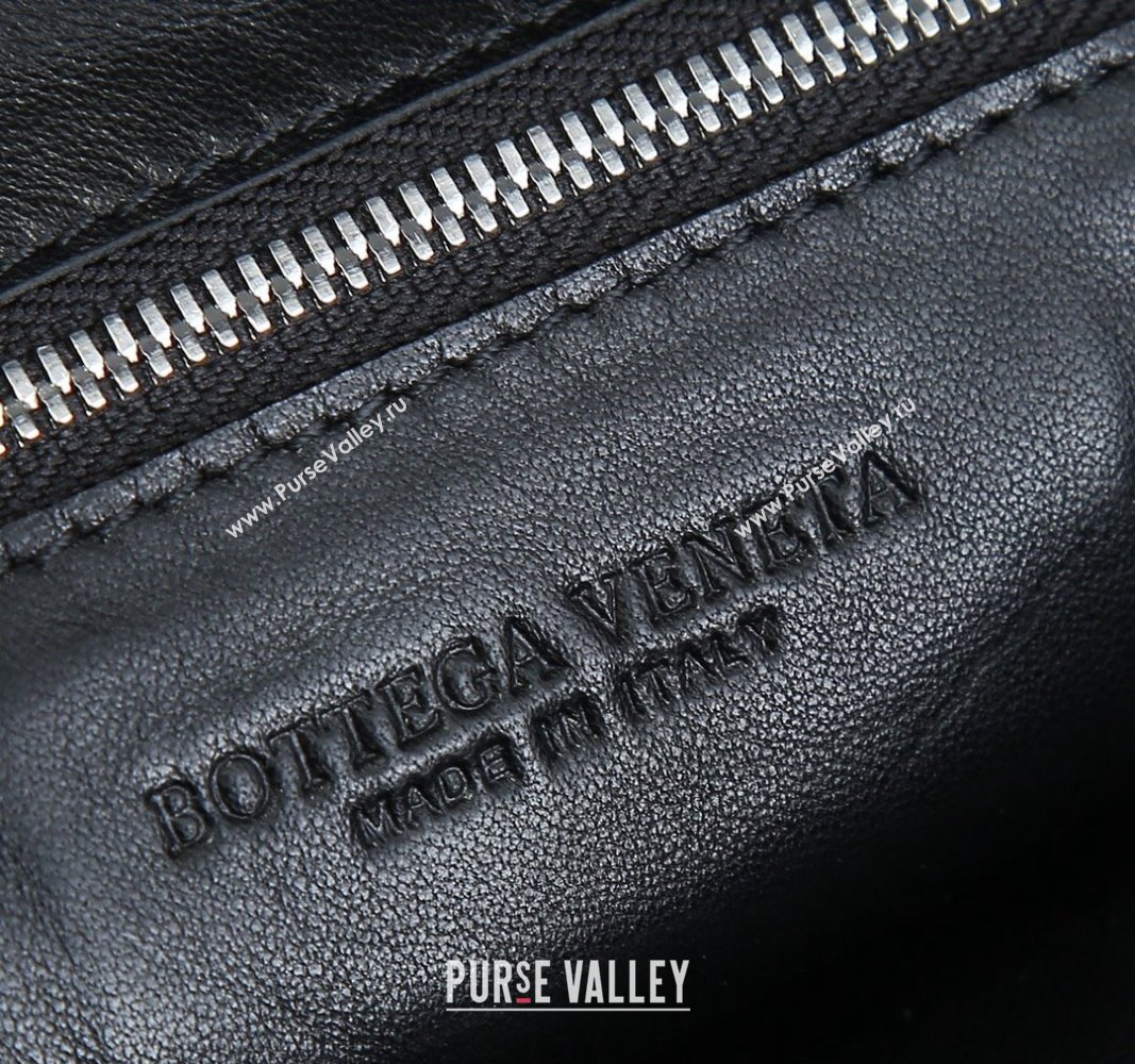Bottega Veneta Small Jodie Hobo bag in Intrecciato Leather Black 2024 600261 (YX-240621018)