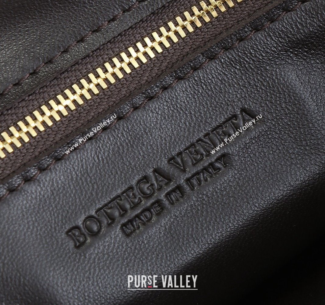 Bottega Veneta Small Jodie Hobo bag in Intrecciato Leather Dark Brown 2024 600261 (YX-240621020)