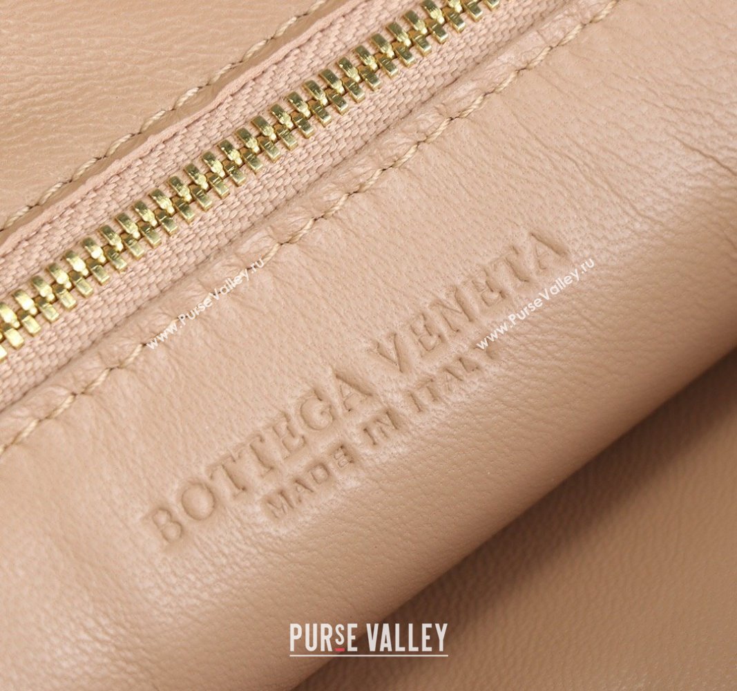 Bottega Veneta Small Jodie Hobo bag in Intrecciato Leather Nude 2024 600261 (YX-240621024)