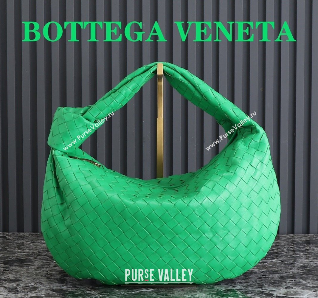 Bottega Veneta Small Jodie Hobo bag in Intrecciato Leather Parrot Green 2024 600261 (YX-240621027)