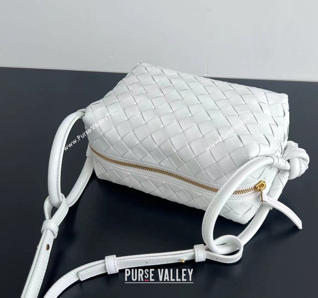 Bottega Veneta Small Loop Cross-Body Bag in Intrecciato Leather 796615 White 2024 (WT-240621007)