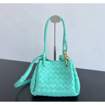 Bottega Veneta Small Parachute Shoulder Bag in Intrecciato Leather 796569 Green oasis 2024 (WT-240621008)