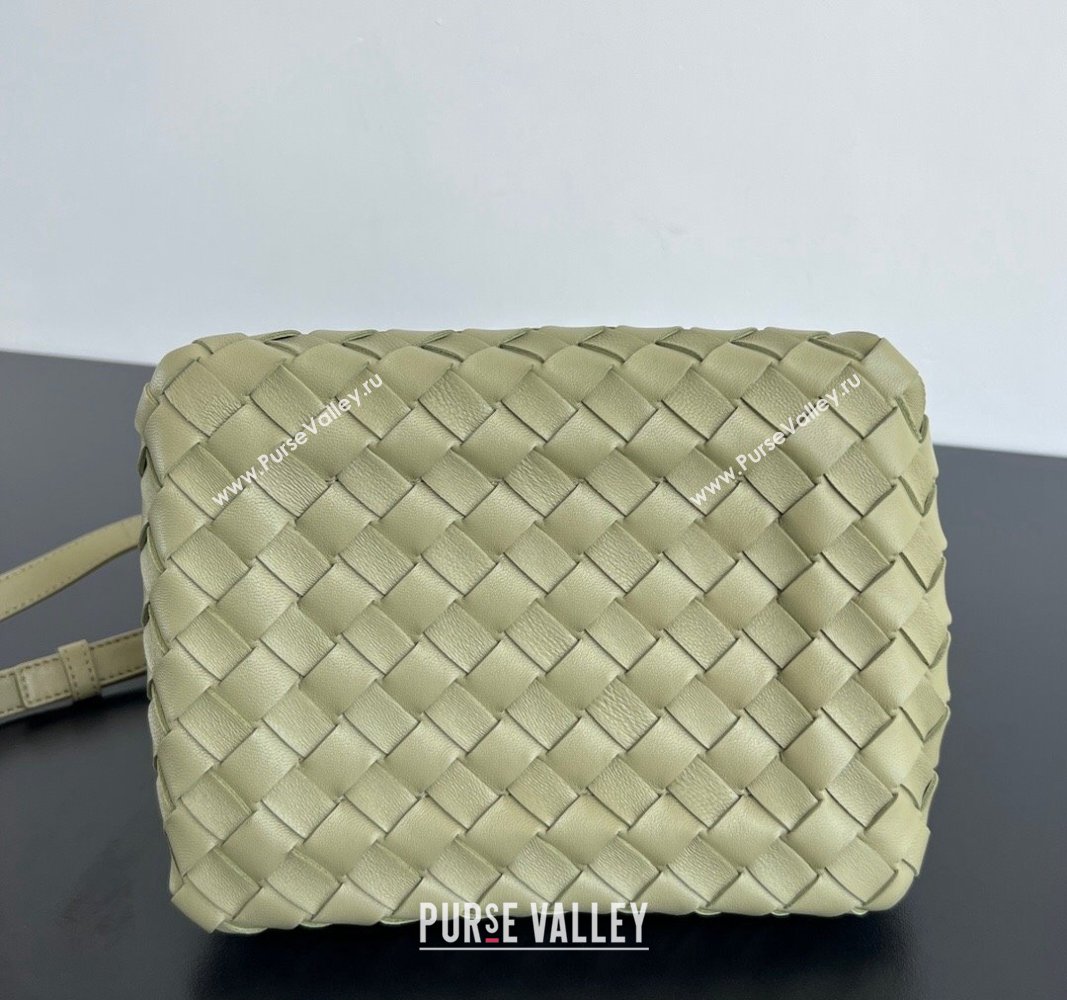 Bottega Veneta Small Parachute Shoulder Bag in Intrecciato Leather 796569 Travertine Green 2024 (WT-240621009)