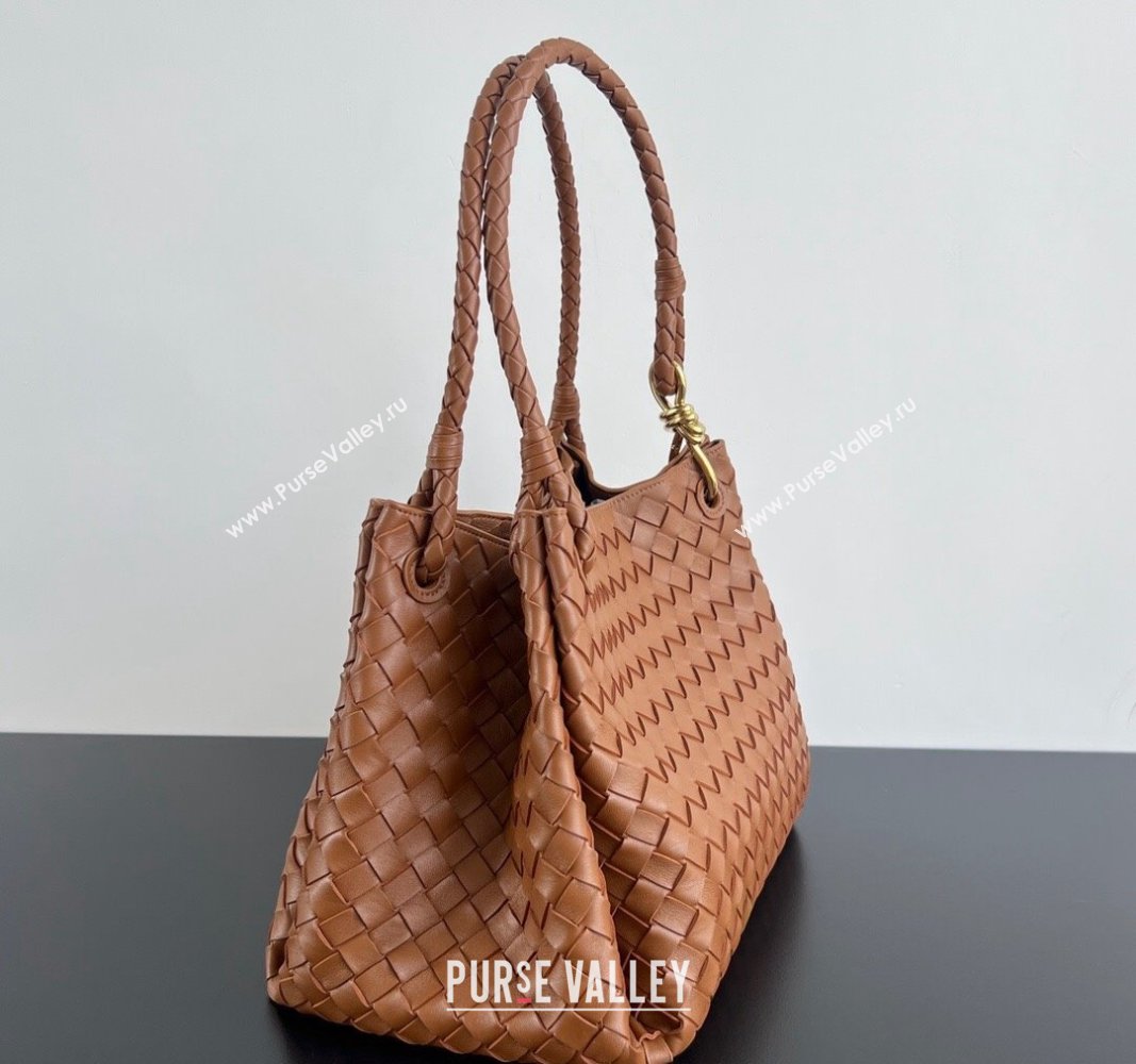 Bottega Veneta Large Parachute Shoulder Bag in Intrecciato Leather 796571 Chestnut Brown 2024 (WT-240712014)