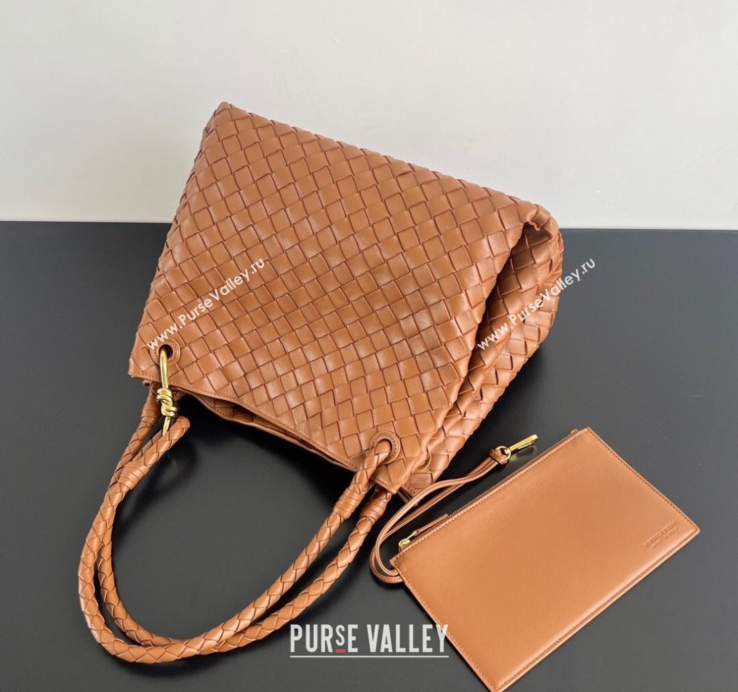 Bottega Veneta Large Parachute Shoulder Bag in Intrecciato Leather 796571 Chestnut Brown 2024 (WT-240712014)