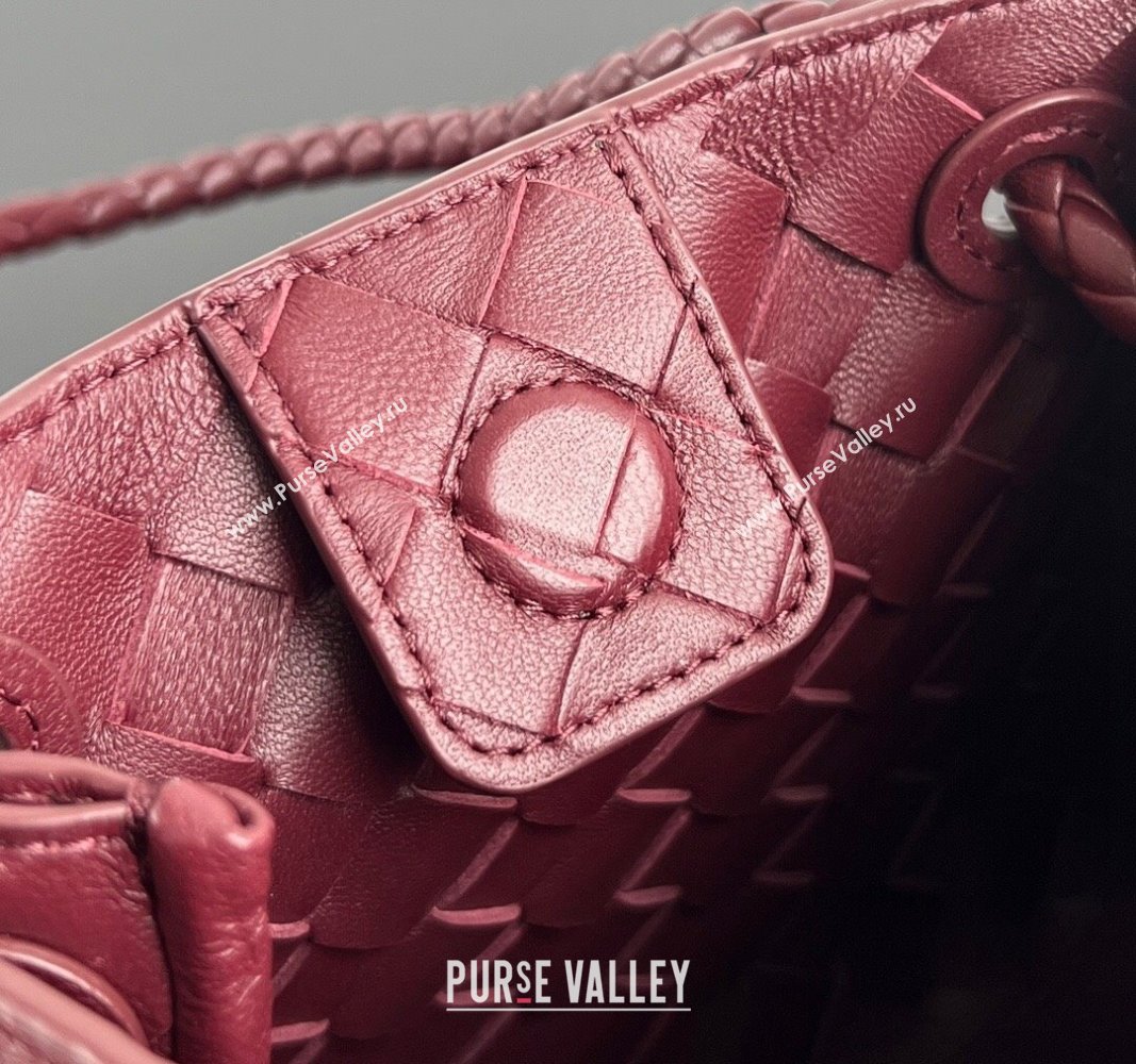 Bottega Veneta Small Parachute Shoulder Bag in Intrecciato Leather 796569 Burgundy 2024 (WT-240712018)