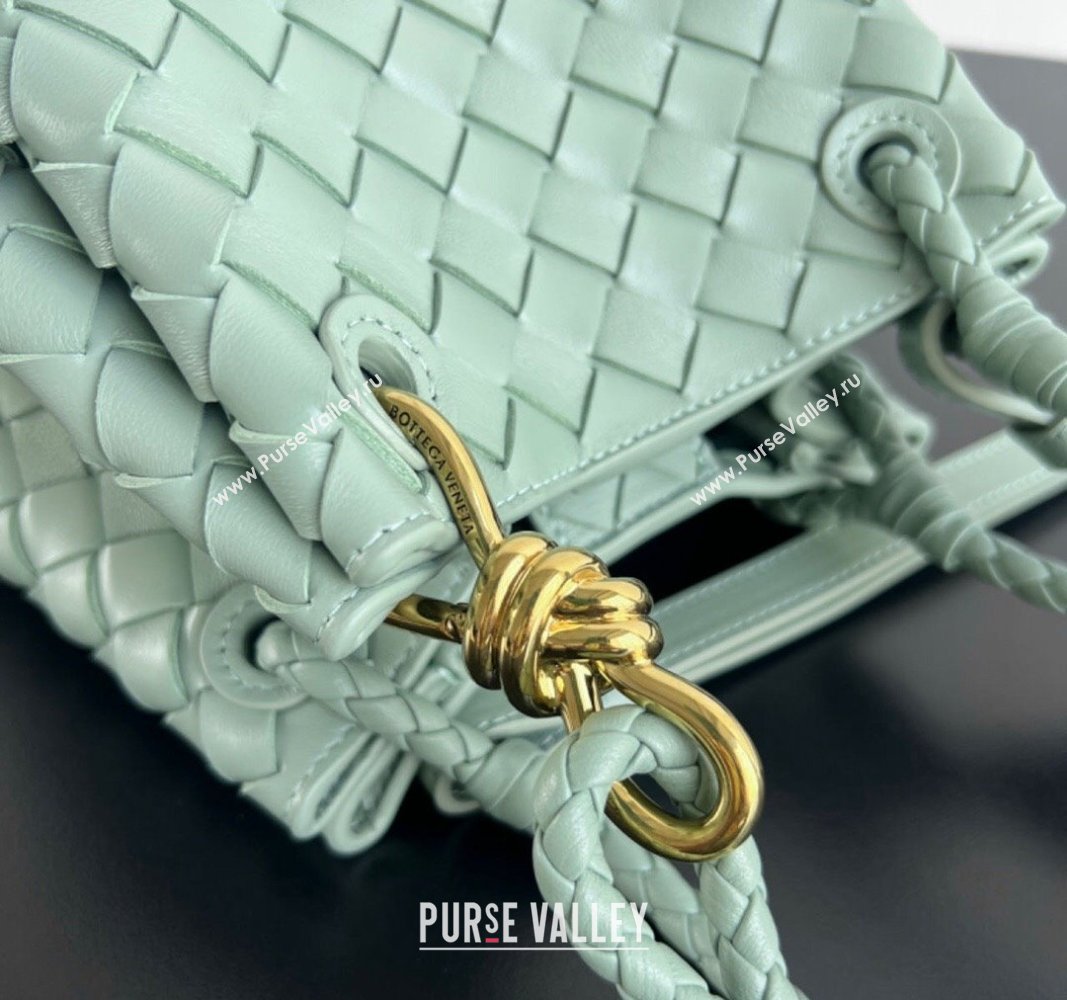 Bottega Veneta Small Parachute Shoulder Bag in Intrecciato Leather 796569 Sauge Green 2024 (WT-240712020)