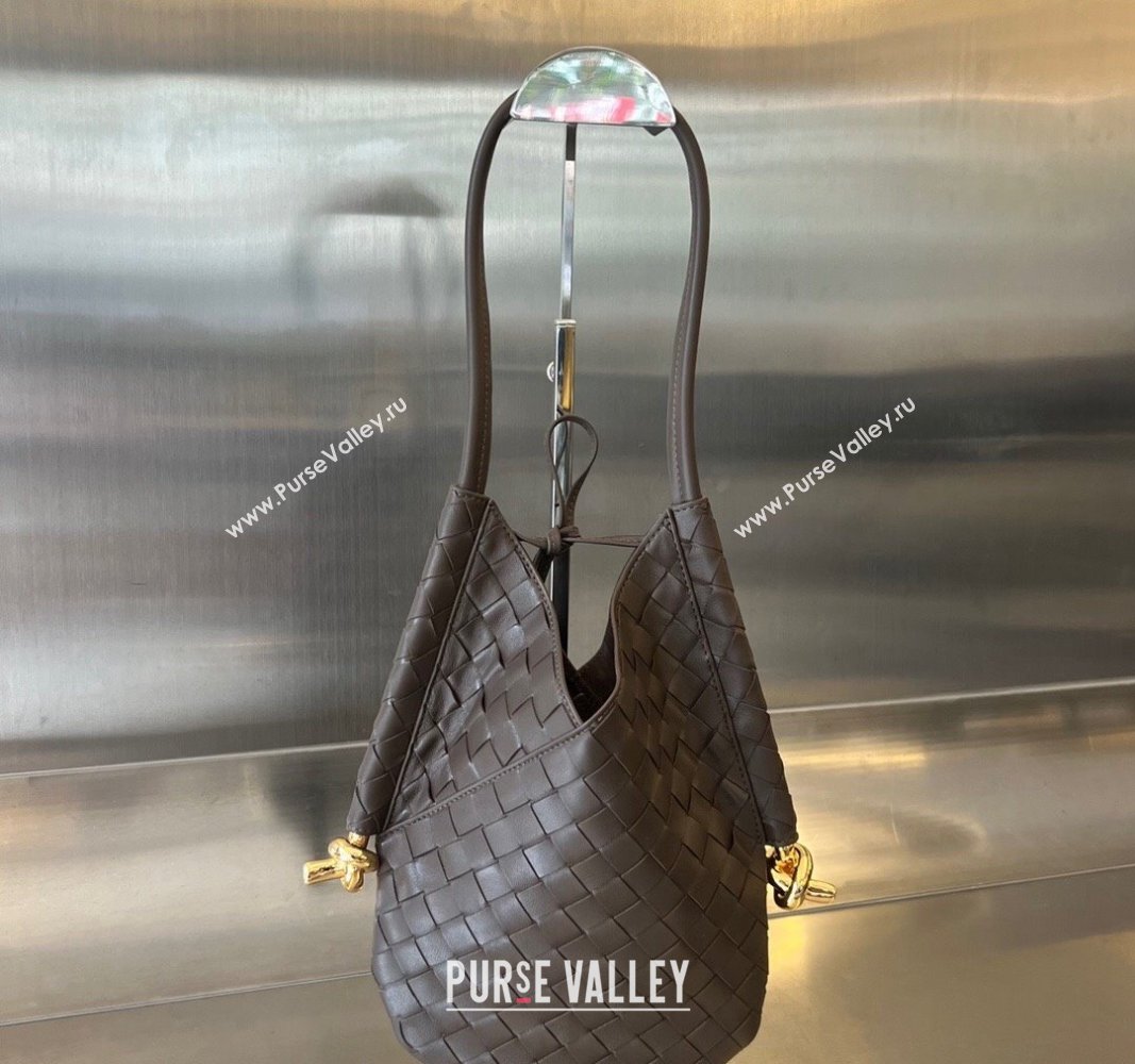 Bottega Veneta Small Solstice Shoulder Bag in Intrecciato Leather Fondant Brown 2024 740898 (WT-240712030)