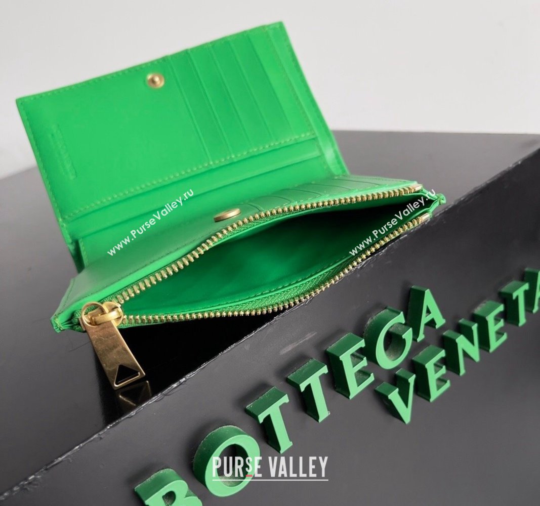 Bottega Veneta Medium Intrecciato Leather Bi-Fold Zip Wallet Green 2024 667468 (WT-240712037)