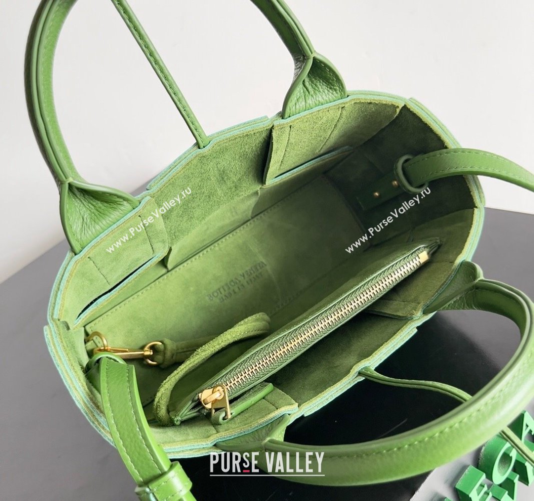 Bottega Veneta Candy Arco Tote Bag Green 02 2024 729029 0712 (MS-240712068)