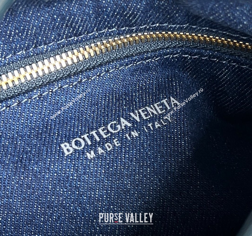 Bottega Veneta Small Hop Hobo Bag in Intrecciato Leather and Denim Abyss/Indigo Blue 2024 789028 (WT-240826006)