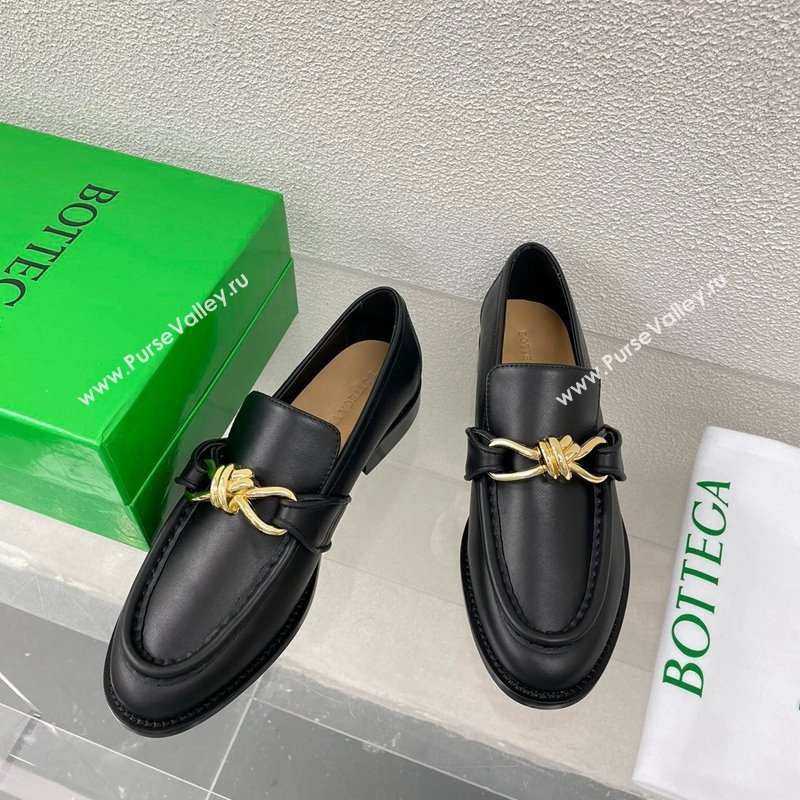 Bottega Veneta Astaire Loafers in Calfskin with Metal-Tone Knot Black 2024 (SS-240903040)