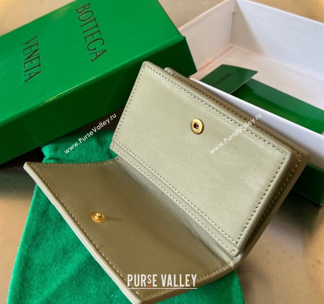 Bottega Veneta Cassette Business Card Case Wallet in Intrecciato Lambskin Travertine Green 2024 651396 (WT-240919018)