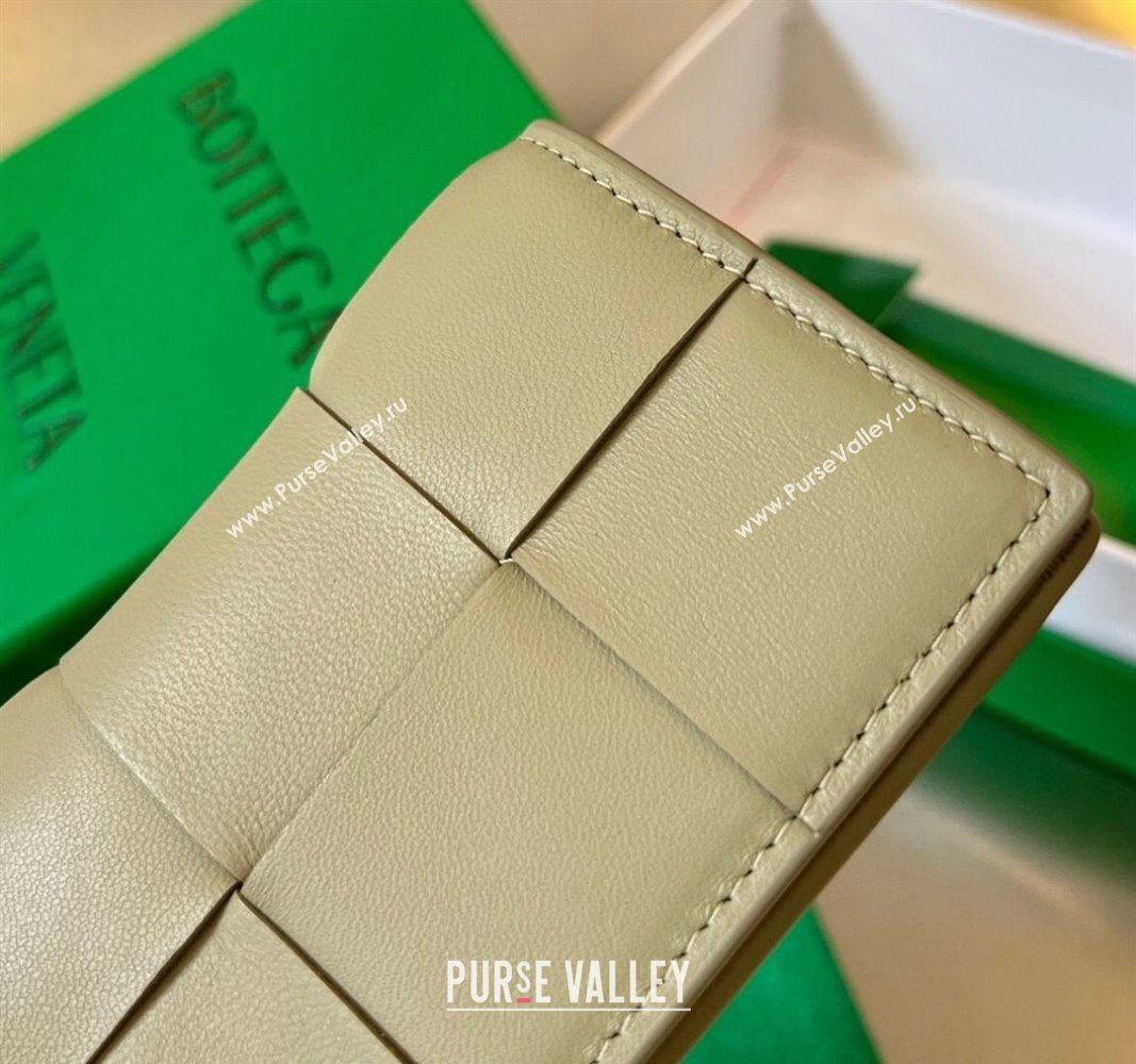 Bottega Veneta Cassette Business Card Case Wallet in Intrecciato Lambskin Travertine Green 2024 651396 (WT-240919018)