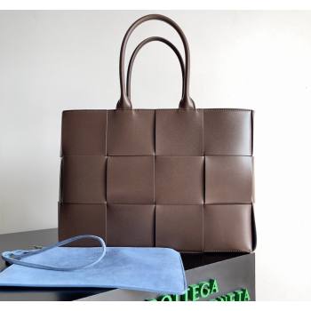 Bottega Veneta Medium Arco Tote Bag in Intrecciato Leather 729244 Chocolate Brown 2024 (YX-240919050)