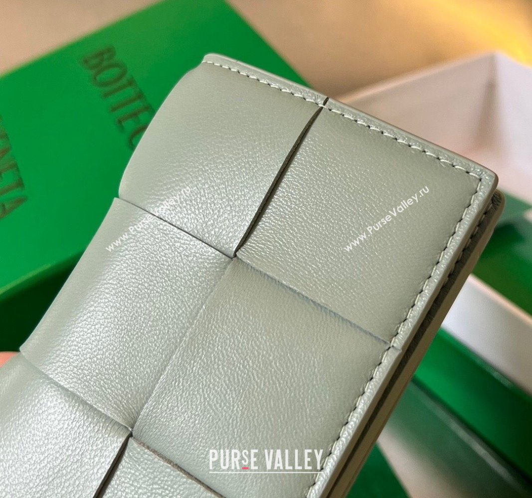 Bottega Veneta Cassette Business Card Case Wallet in Intrecciato Calfskin Sage Green 2024 679849 (WT-240919005)