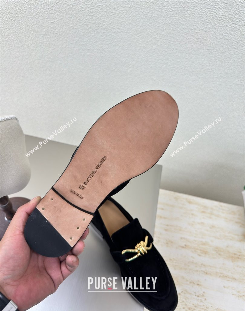 Bottega Veneta Astaire Loafers in Suede with Gold-Tone Knot Black 2024 (MD-241011002)