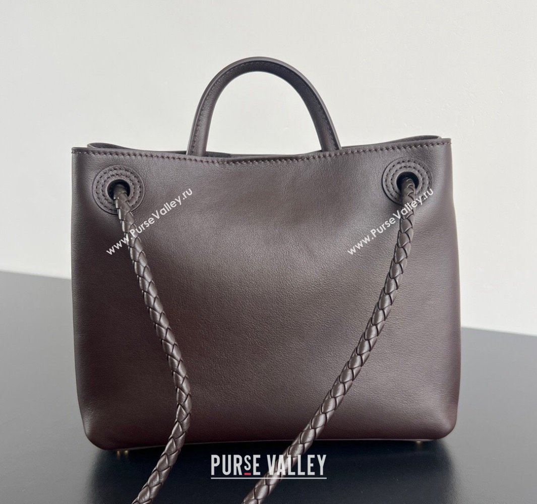 Bottega Veneta Small Andiamo Top Handle Bag in Calfskin Leather Fondant Brown 2025 810213 (WT-250519074)