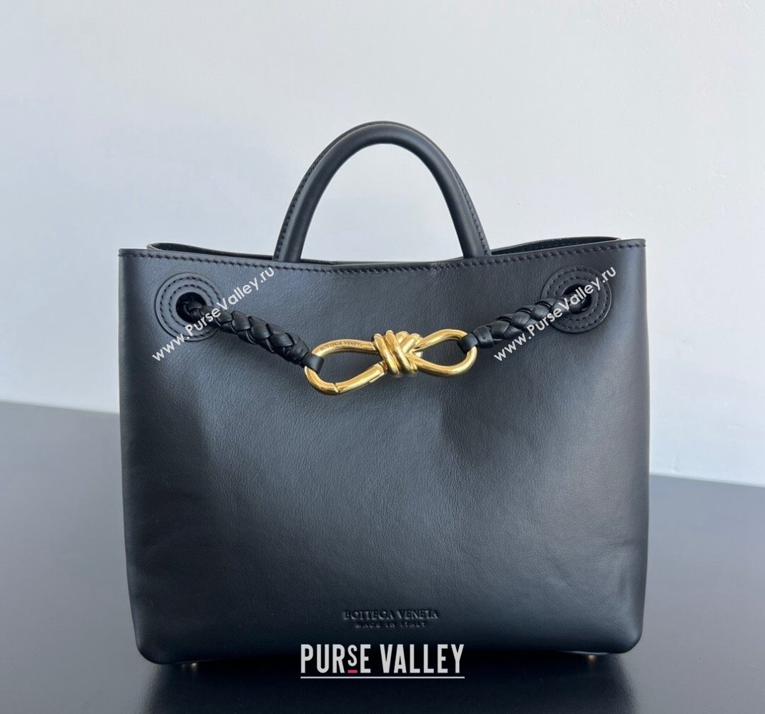 Bottega Veneta Small Andiamo Top Handle Bag in Calfskin Leather Black 2025 810213 (WT-250519075)