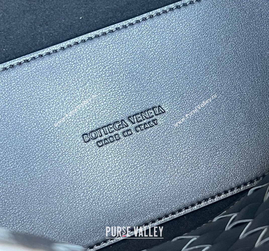 Bottega Veneta Medium Andiamo Top Handle Bag in Calfskin Leather Black 2024 810214 (WT-250519078)