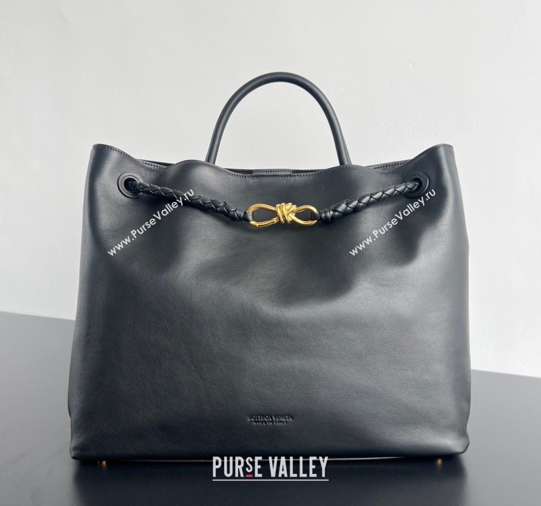 Bottega Veneta Large Andiamo Top Handle Bag in Calfskin Leather Black/Gold 2024 806010 (WT-250519085)
