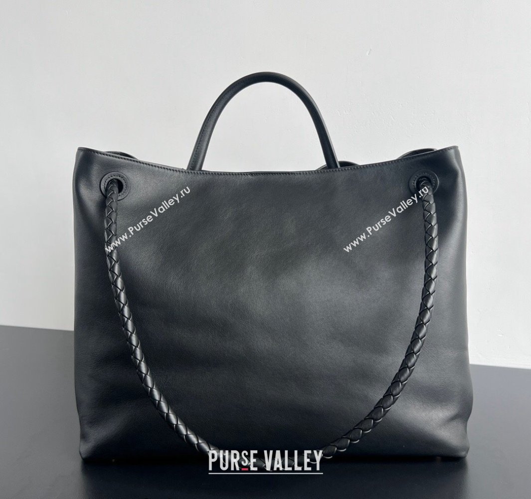 Bottega Veneta Large Andiamo Top Handle Bag in Calfskin Leather Black/Gold 2024 806010 (WT-250519085)