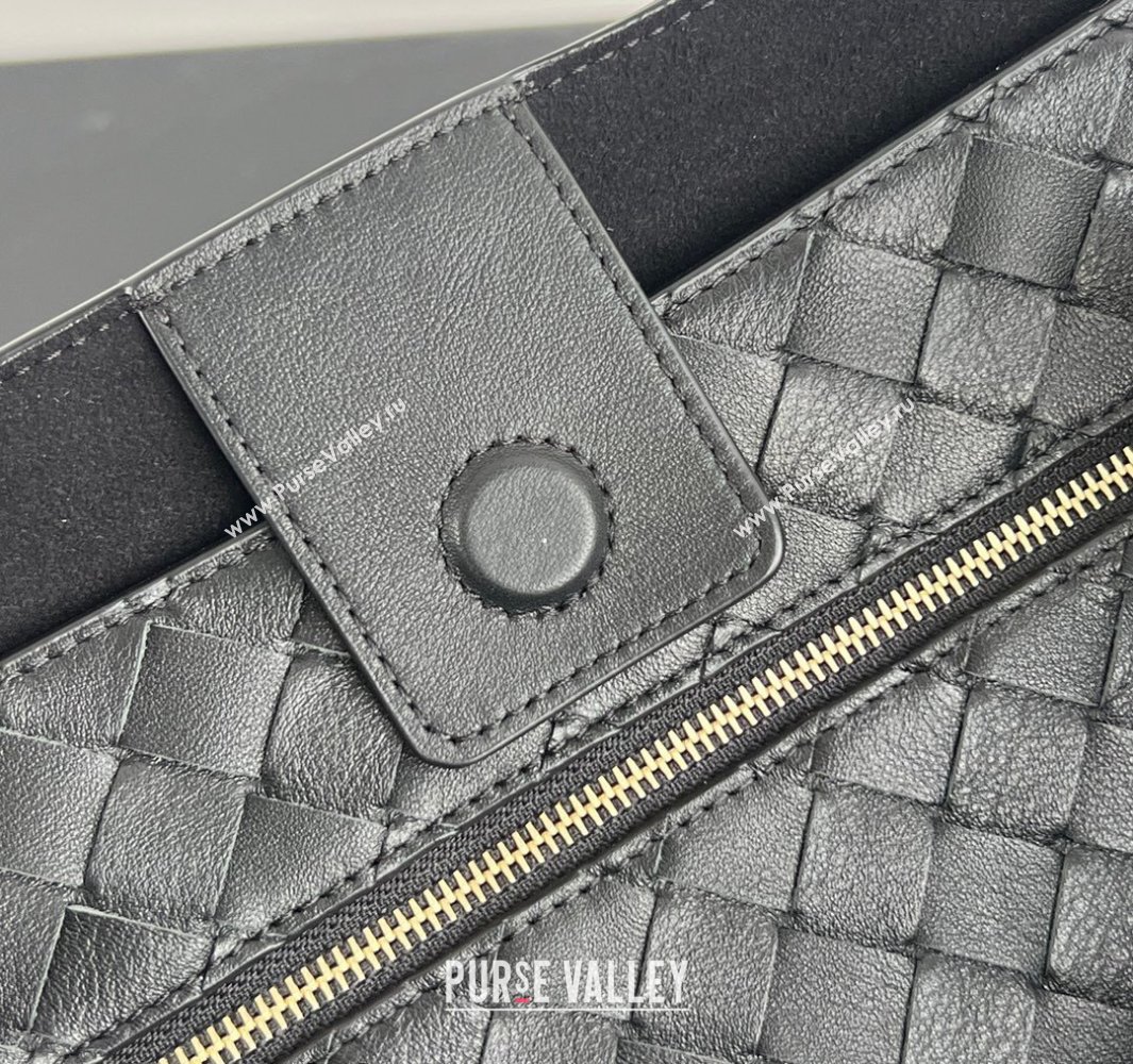 Bottega Veneta Large Andiamo Top Handle Bag in Calfskin Leather Black/Gold 2024 806010 (WT-250519085)