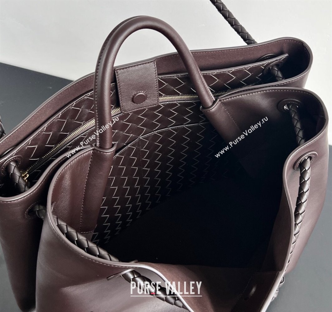 Bottega Veneta Large Andiamo Top Handle Bag in Calfskin Leather Fondant Brown/Gold 2024 806010 (WT-250519084)
