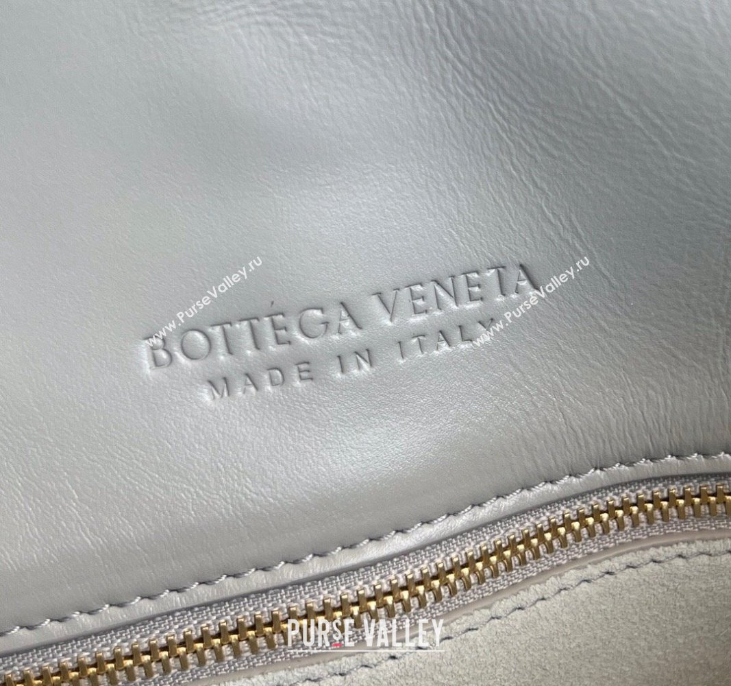 Bottega Veneta Small Liberta Cross-body bag in Smooth Calfskin White 2024 806030 (WT-241029031)