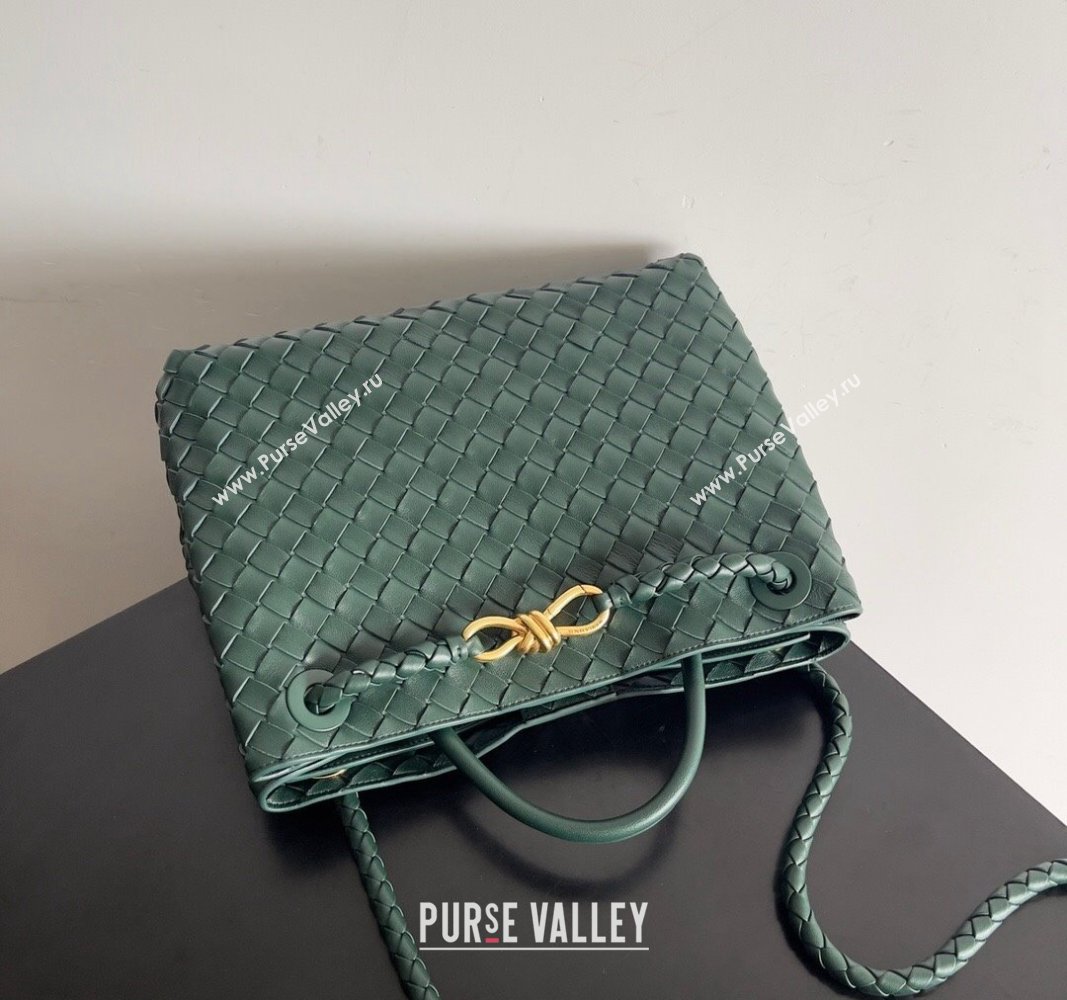 Bottega Veneta Medium Andiamo Top Handle Bag in Intrecciato Leather 743572 Green 3 2024 (YX-241029055)