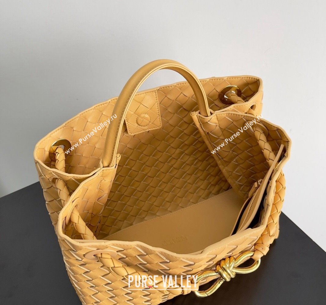 Bottega Veneta Medium Andiamo Top Handle Bag in Intrecciato Leather 743572 Apricot Yellow 2024 (YX-241029059)