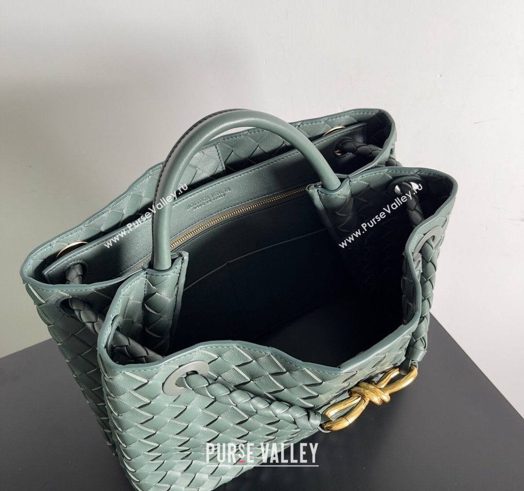 Bottega Veneta Medium Andiamo Top Handle Bag in Intrecciato Leather 743572 Dark Green 2024 (YX-241029061)