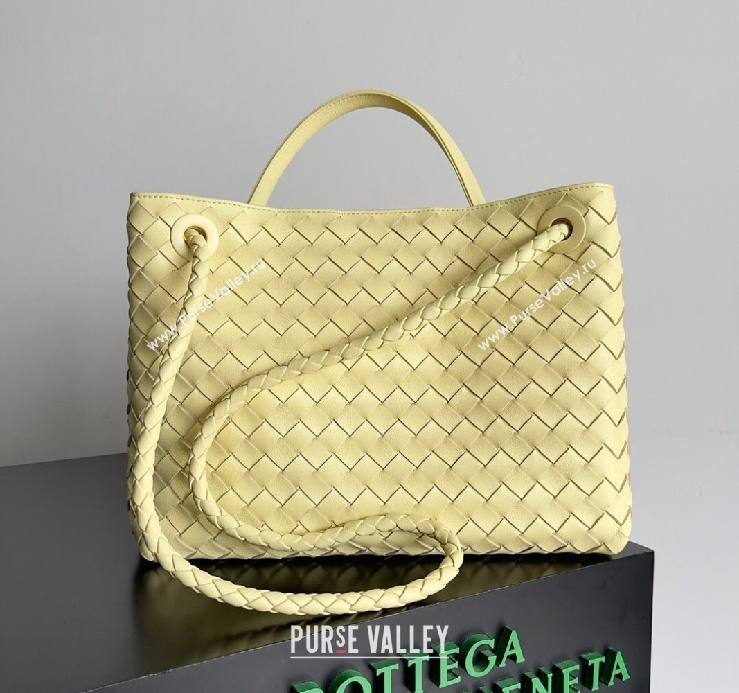 Bottega Veneta Medium Andiamo Top Handle Bag in Intrecciato Leather 743572 Light Yellow 2024 (YX-241029063)