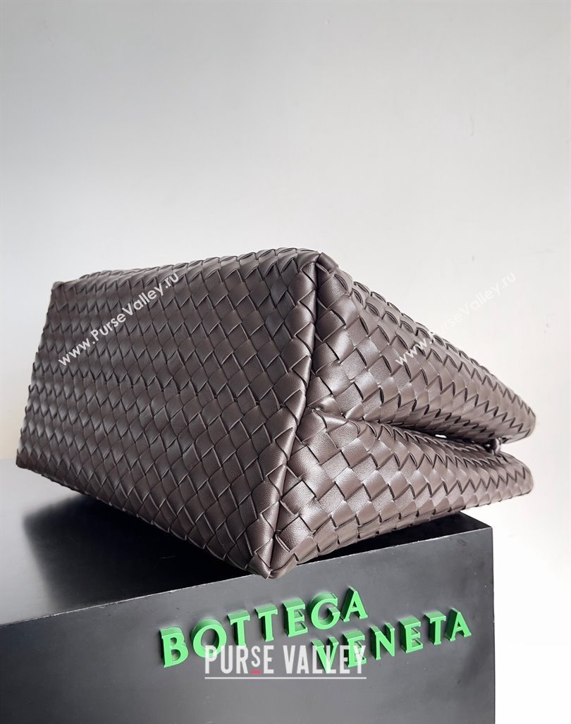 Bottega Veneta Large Andiamo Top Handle Bag in Intrecciato Leather 743575 Fondant Brown 2024 (YX-241029072)