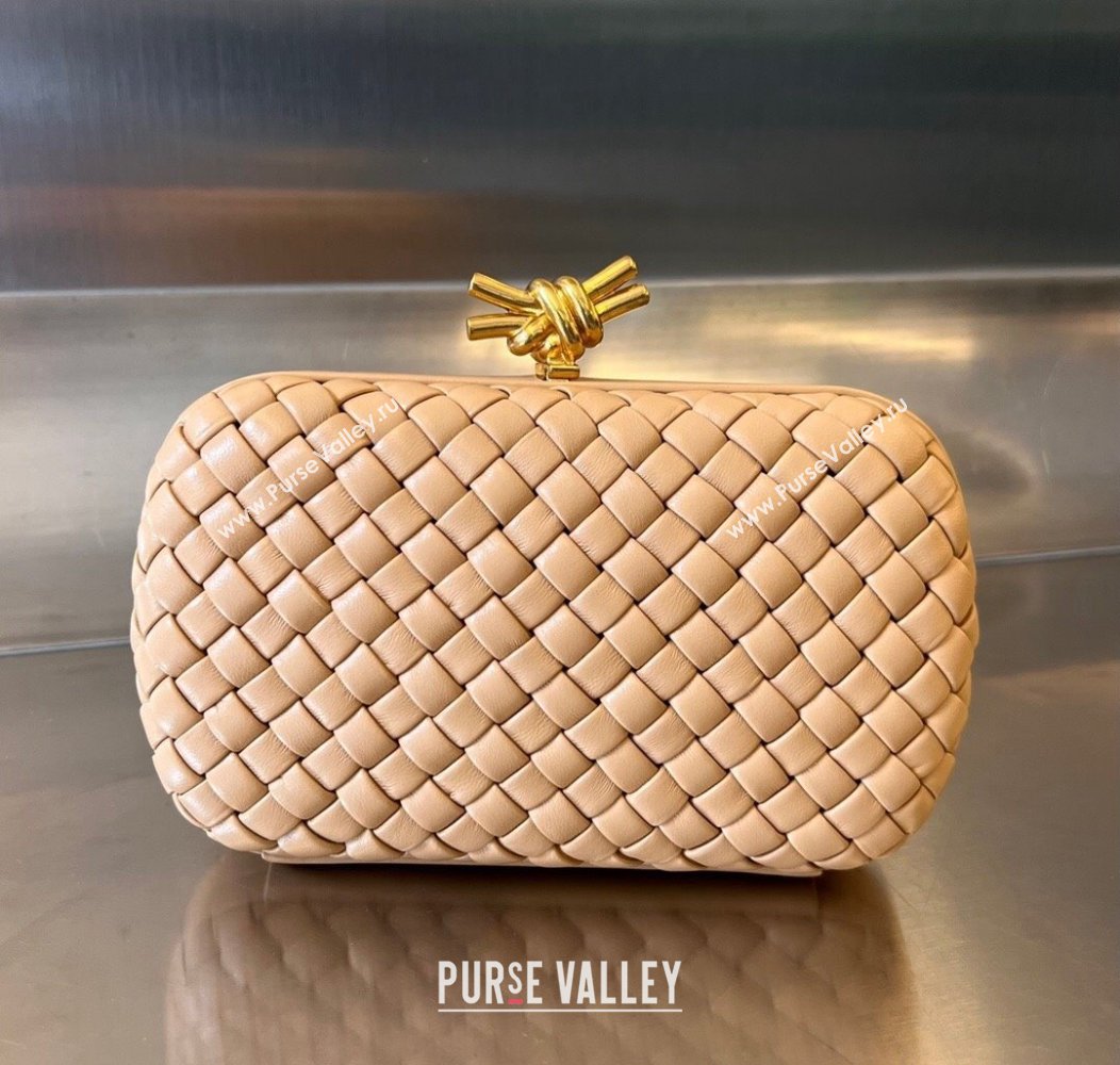 Bottega Veneta Knot Minaudiere Clutch in Padded Intreccio Leather 717622 Almond Apricot 2024 (WT-241217081)