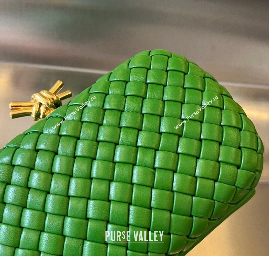 Bottega Veneta Knot Minaudiere Clutch in Padded Intreccio Leather 717622 Green2 2024 (WT-241217087)